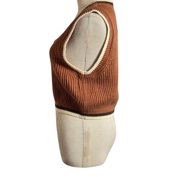 Garage Brown Sleeveless Cropped Sweater Vest - Picture 4 of 7
